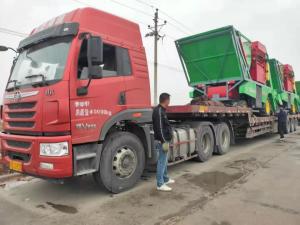 天津茎穗兼(jian)收玉米收获机发货了